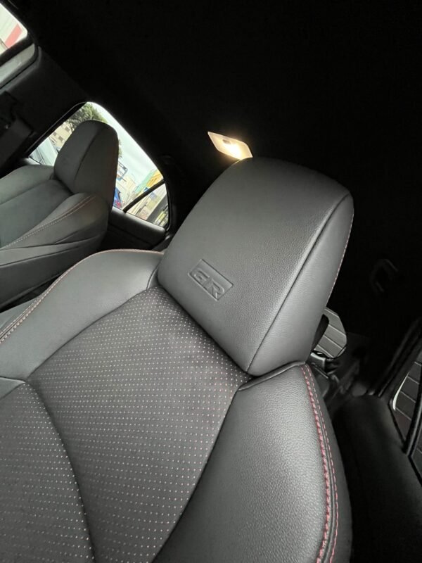 TOYOTA Yaris cross GR sport Plus