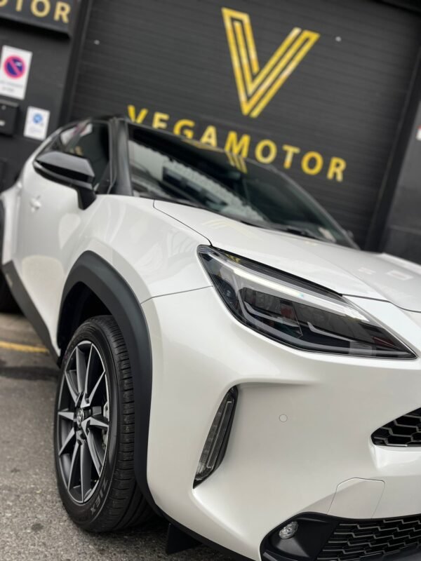 TOYOTA Yaris cross GR sport Plus