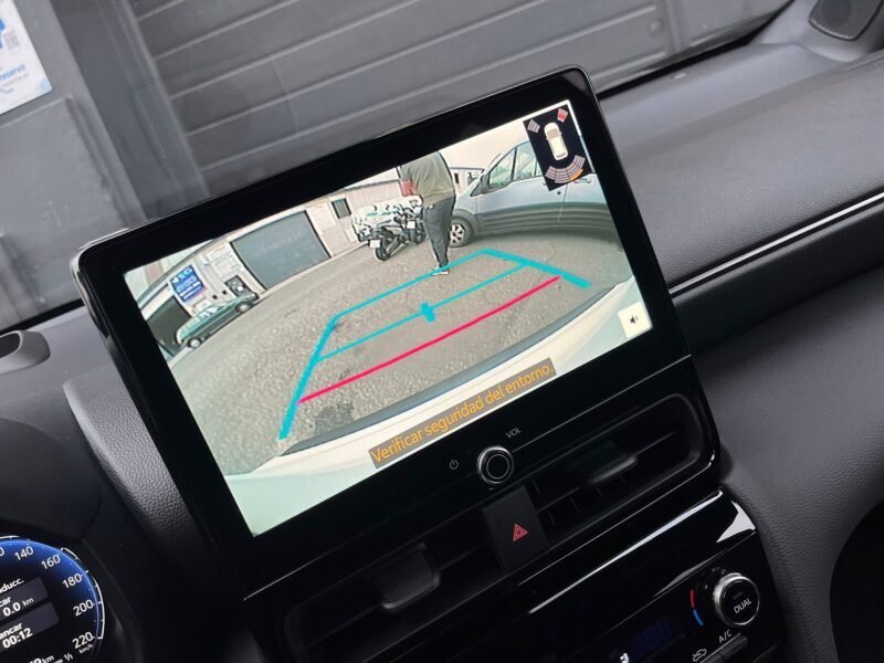 TOYOTA Yaris cross GR sport Plus