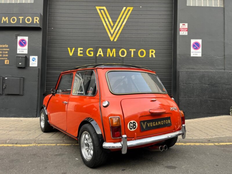 MINI MORRIS MINI COOPER 1300