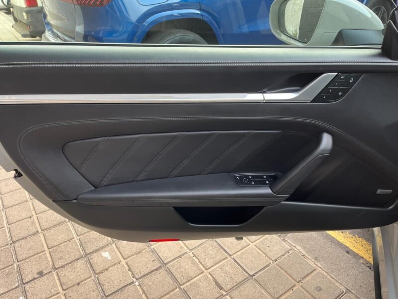 PORSCHE 911 TURBO S 992