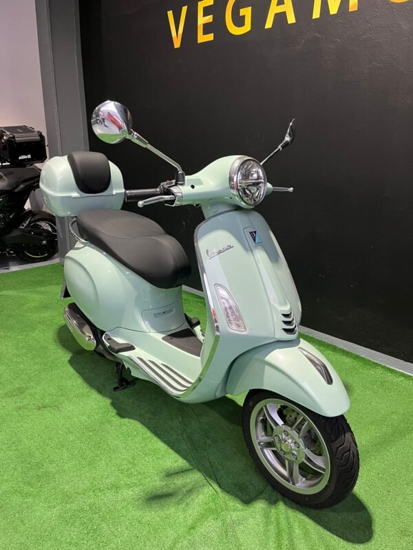VESPA 125 PRIMAVERA