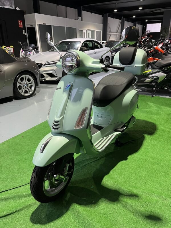 VESPA 125 PRIMAVERA