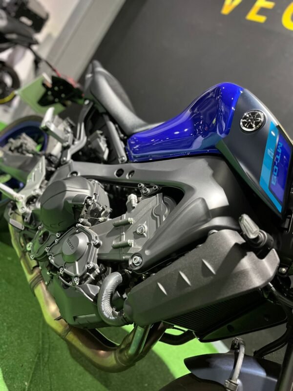 YAMAHA MT09