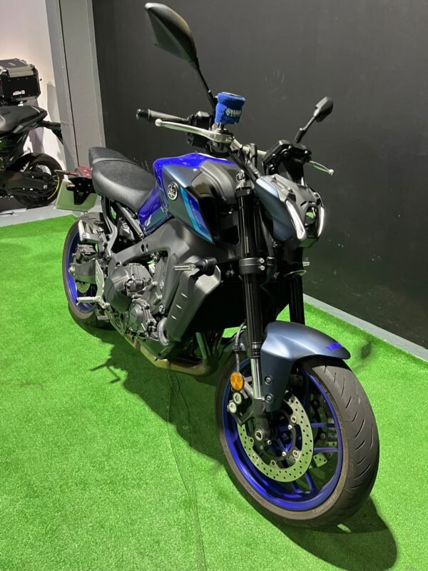 YAMAHA MT09