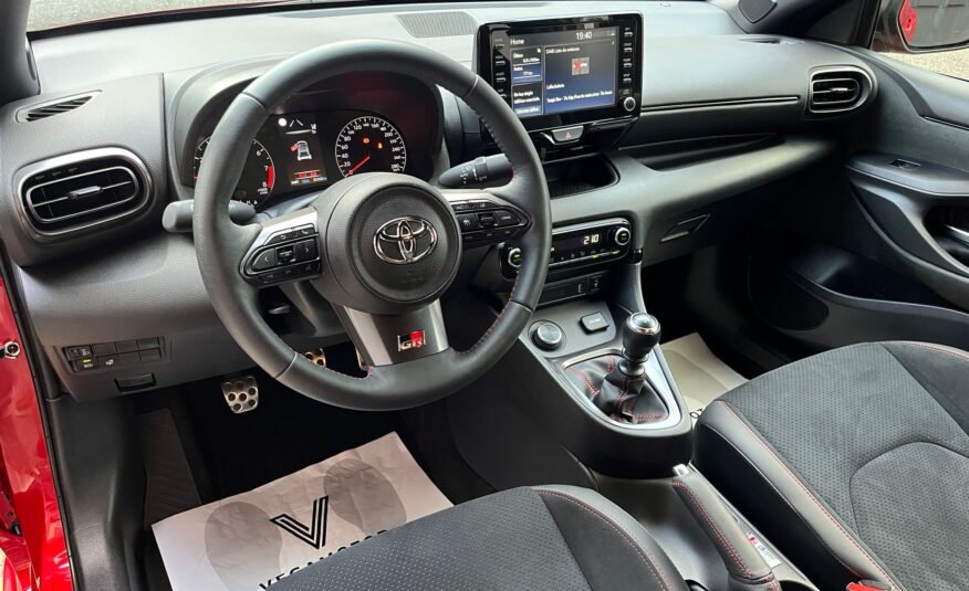 TOYOTA GR YARIS CIRCUIT PACK