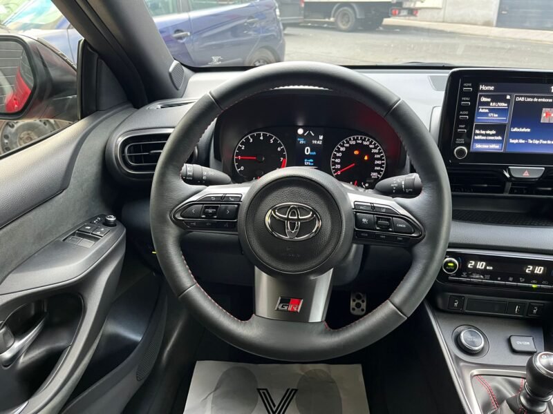 TOYOTA GR YARIS CIRCUIT PACK