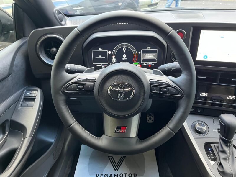 TOYOTA GR YARIS TOURING PACK