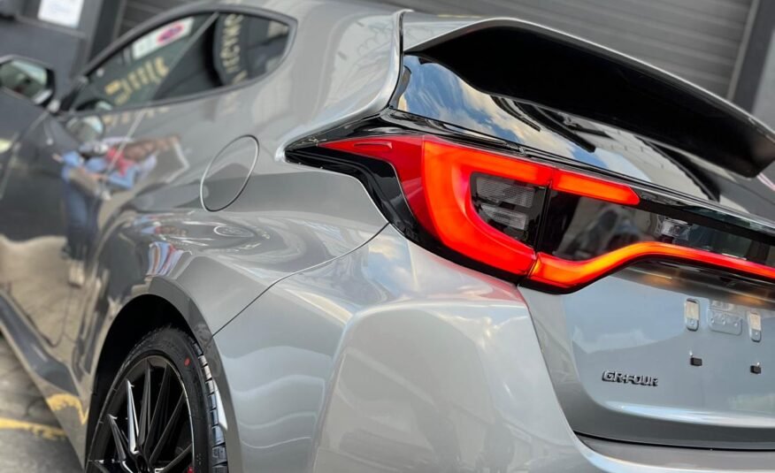 TOYOTA GR YARIS TOURING PACK