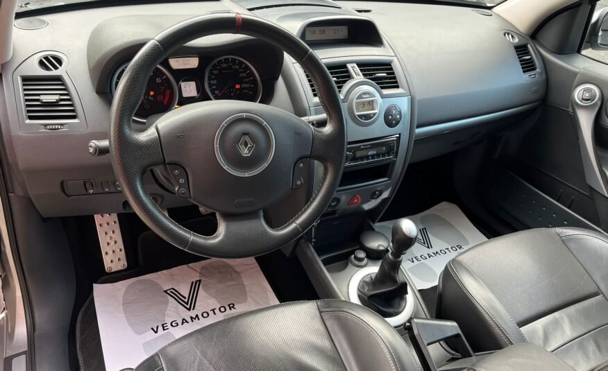 RENAULT MEGANE SPORT