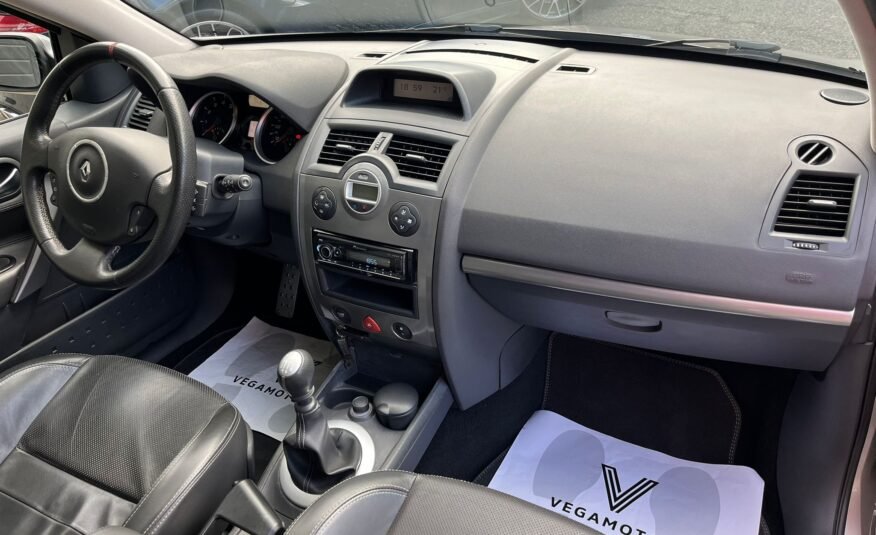 RENAULT MEGANE SPORT