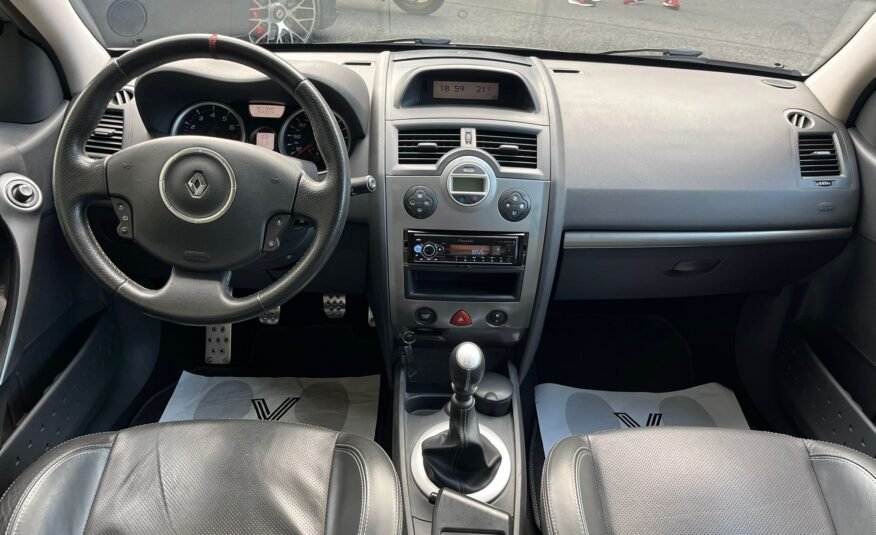 RENAULT MEGANE SPORT