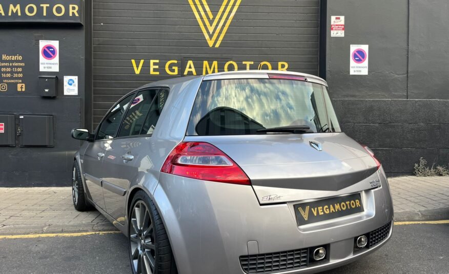 RENAULT MEGANE SPORT