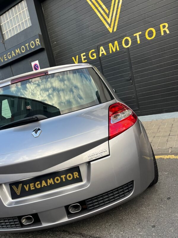 RENAULT MEGANE SPORT