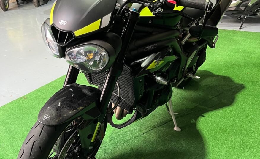 TRIUMPH SPEED TRIPLE 1050 RS