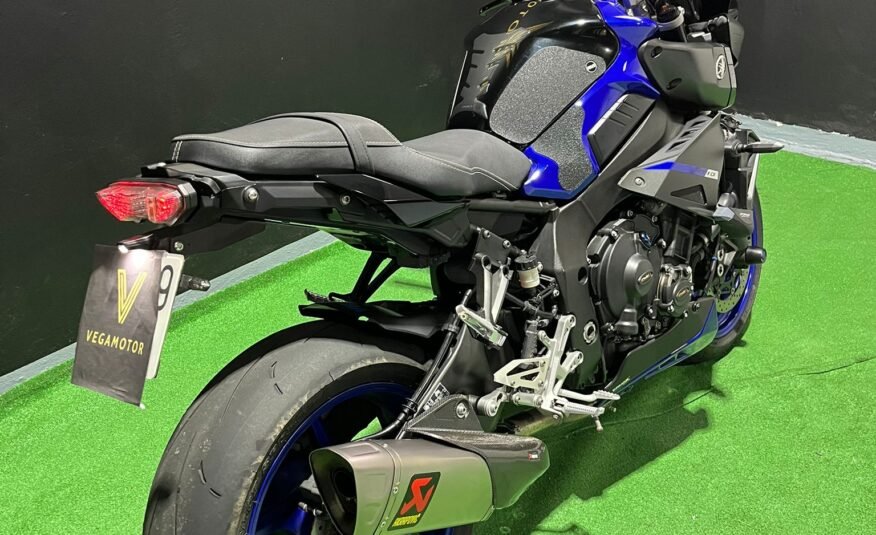YAMAHA MT10