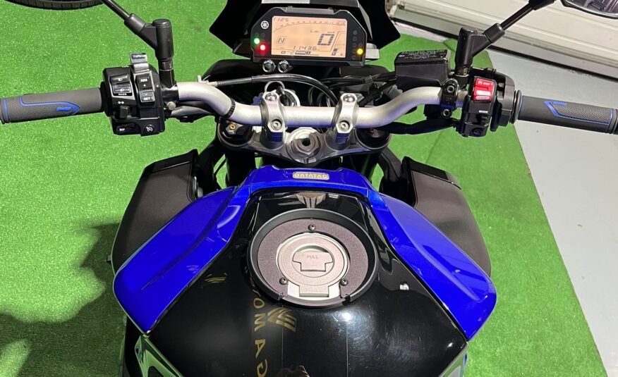YAMAHA MT10