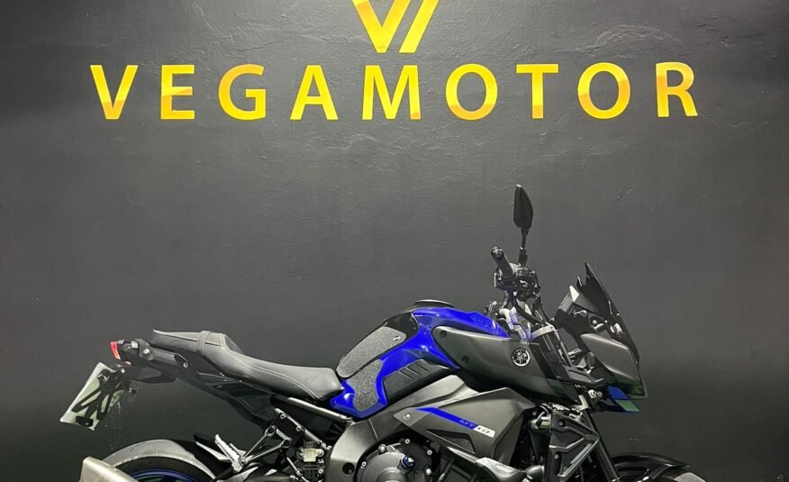YAMAHA MT10