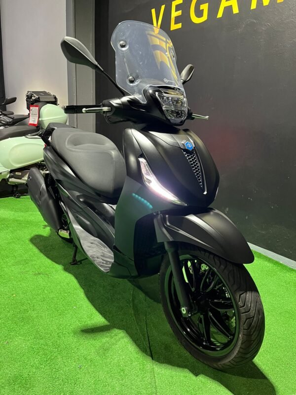 PIAGGIO BEVERLY 400 HPE