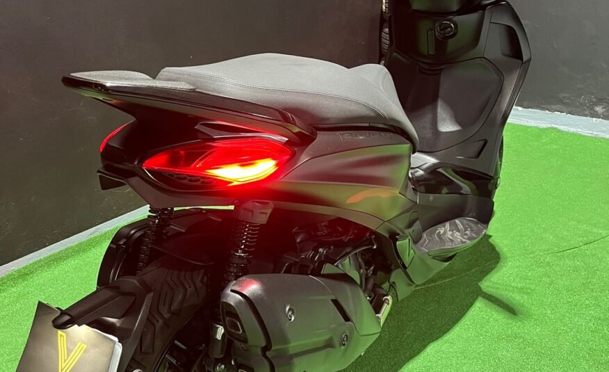 PIAGGIO BEVERLY 400 HPE