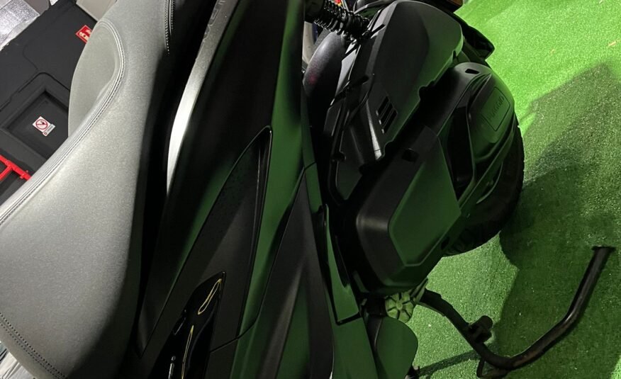 PIAGGIO BEVERLY 400 HPE