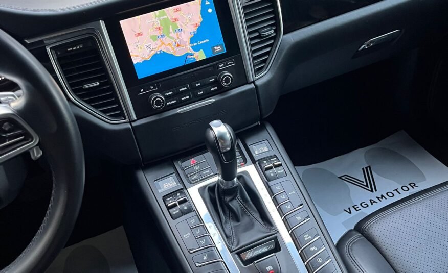 PORSCHE MACAN S