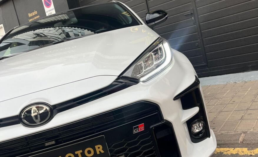 TOYOTA GR YARIS ( CIRCUIT PACK )