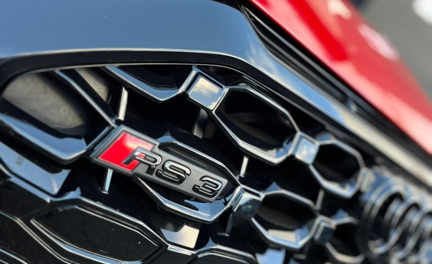 AUDI RS3 SEDAN