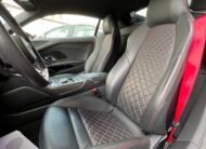 AUDI R8 COUPE