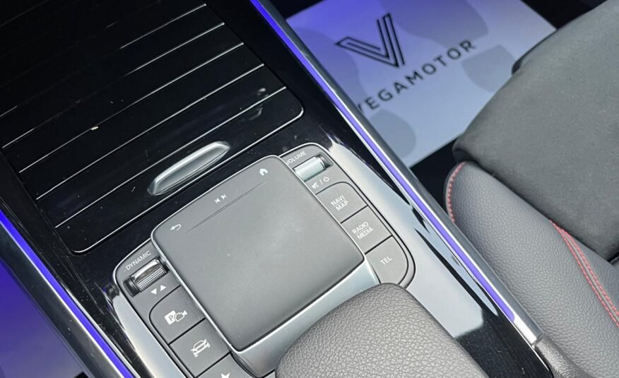 MERCEDES-BENZ GLA 200d AMG