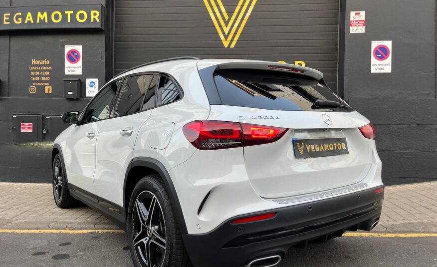 MERCEDES-BENZ GLA 200d AMG