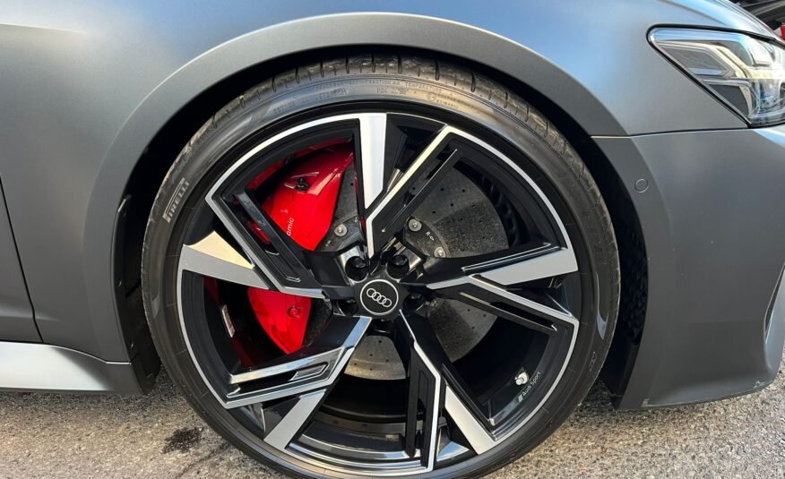AUDI RS6 AVANT