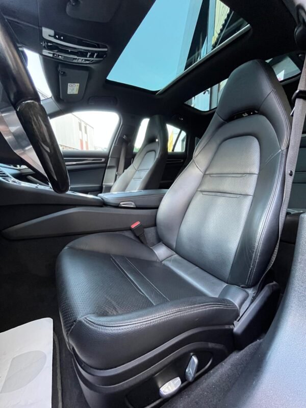 PORSCHE PANAMERA 4 HRYBRID