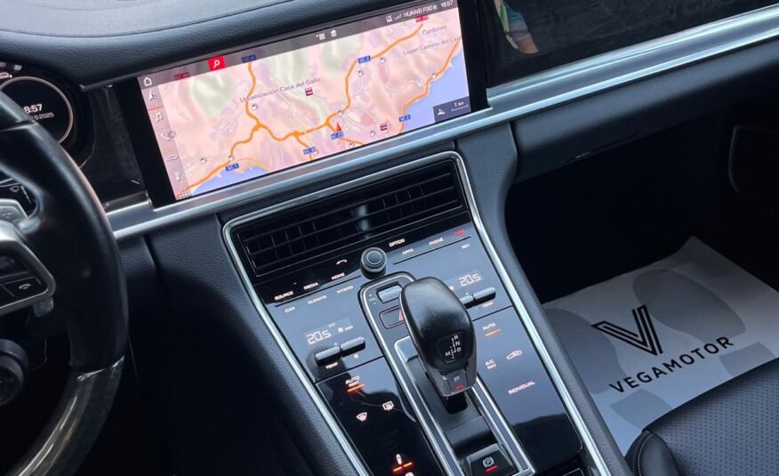 PORSCHE PANAMERA 4 HRYBRID