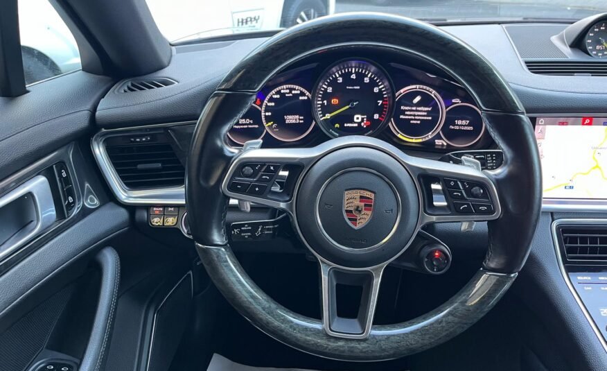 PORSCHE PANAMERA 4 HRYBRID