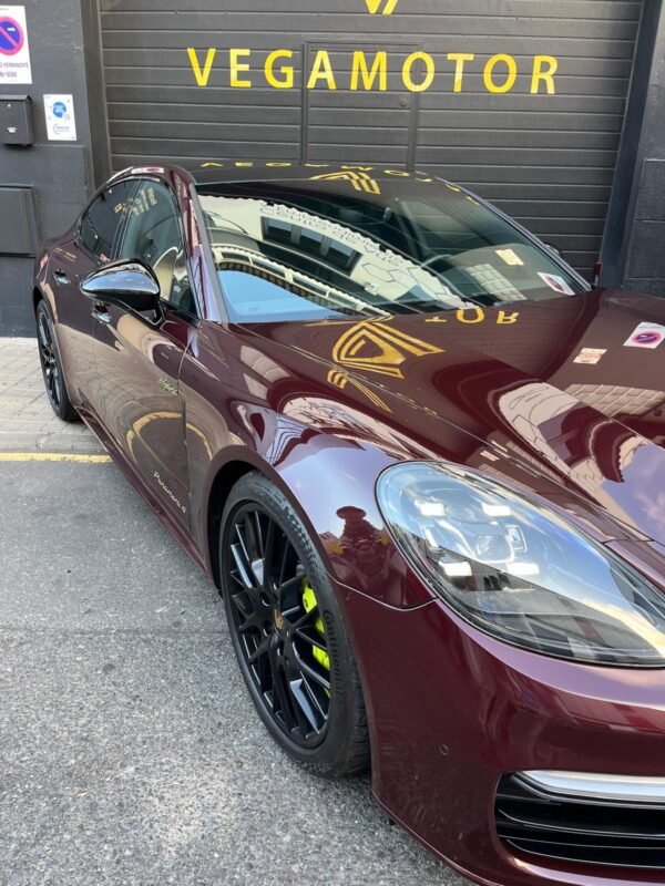 PORSCHE PANAMERA 4 HRYBRID