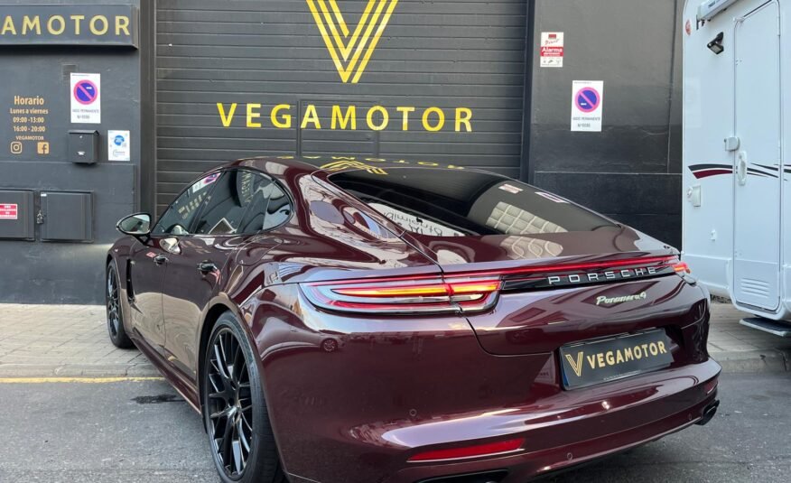 PORSCHE PANAMERA 4 HRYBRID