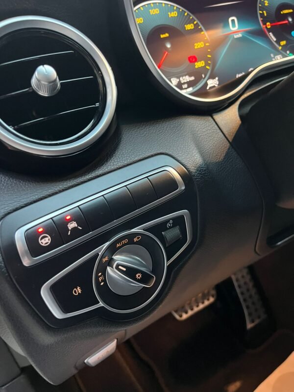 MERCEDES-BENZ C300e ESTATE