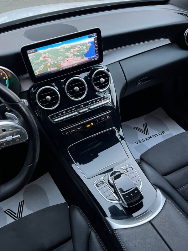 MERCEDES-BENZ C300e ESTATE