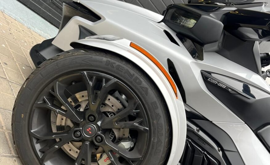 CAN-AM SPYDER RT LTD 1330