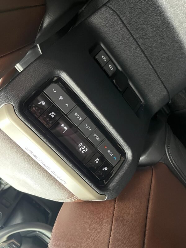 TOYOTA LAND CRUISER 250 VX-L