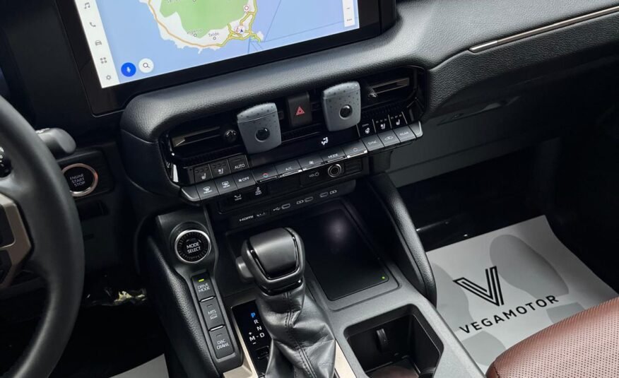 TOYOTA LAND CRUISER 250 VX-L