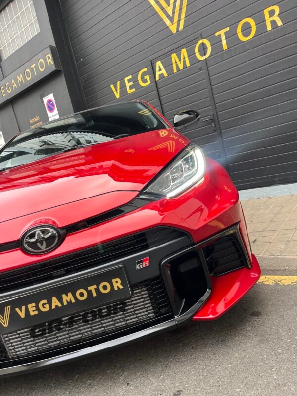 TOYOTA GR Yaris
