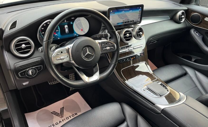 MERCEDES-BENZ GLC COUPE AMG 220D