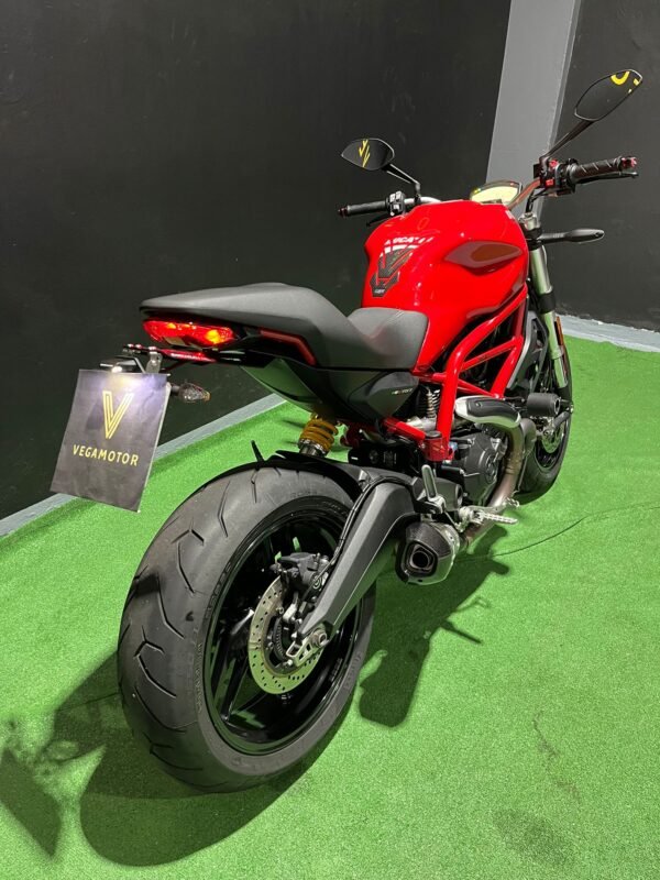 ducati monster 797
