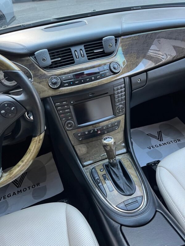 MERCEDES CLS 350 CGI AMG