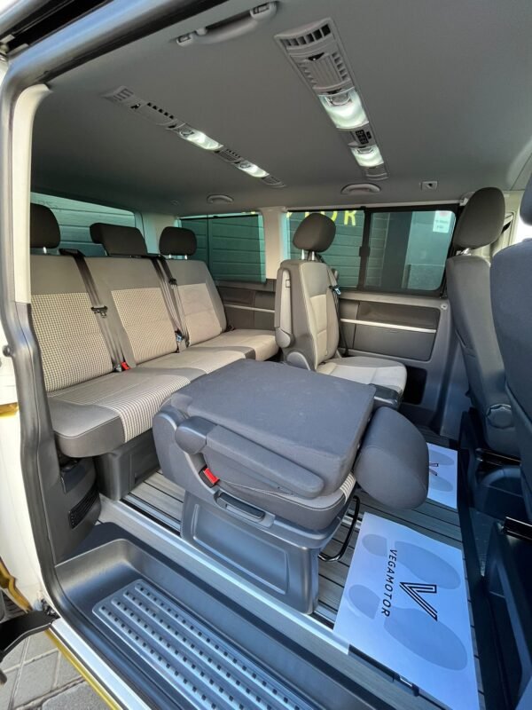 VOLKSWAGEN MULTIVAN EDICION BULLI 70 ANIVERSARIO