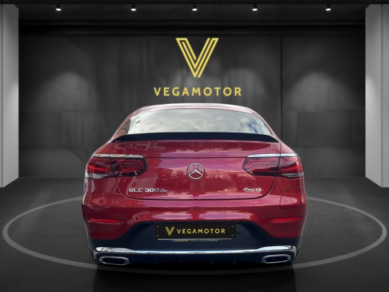 MERCEDES BENZ GLC COUPE 300de AMG