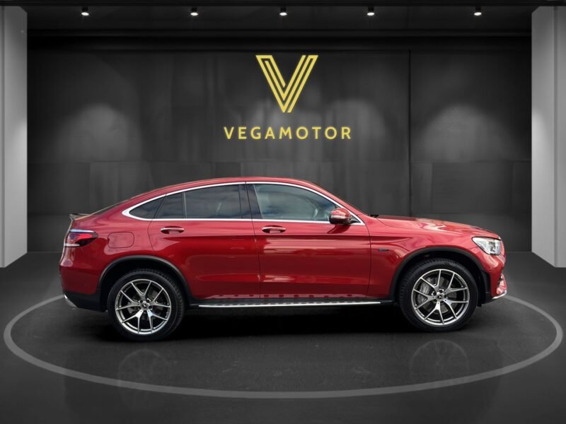 MERCEDES BENZ GLC COUPE 300de AMG