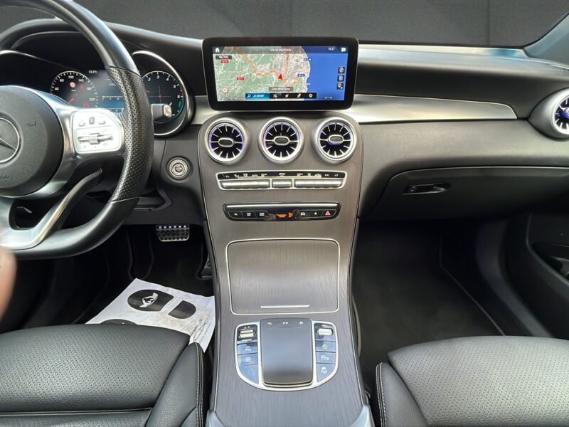 MERCEDES BENZ GLC COUPE 300de AMG